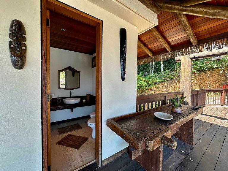 Condomínio, piscina aquecida, jacuzzi e píer
