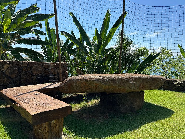 Condomínio, piscina aquecida, jacuzzi e píer