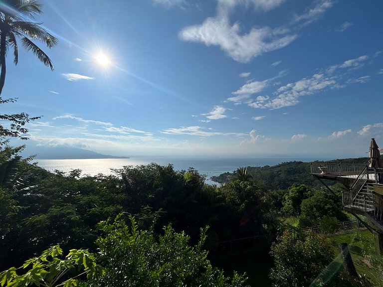 Casa à Venda em Siriuba, Ilhabela – Vista Mar, Piscina e Con