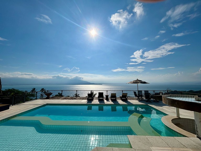 Casa à Venda em Siriuba, Ilhabela – Vista Mar, Piscina e Con