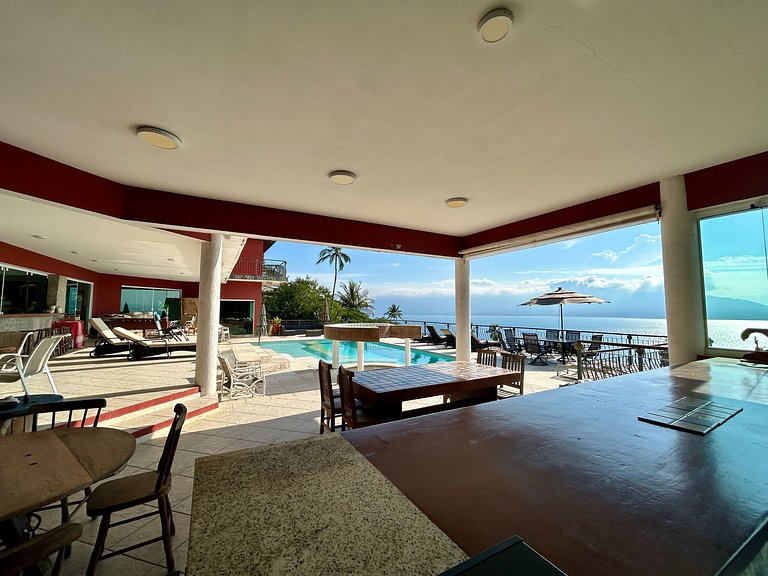 Casa à Venda em Siriuba, Ilhabela – Vista Mar, Piscina e Con