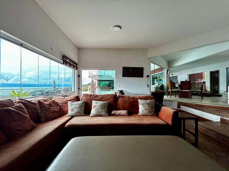 Casa à Venda em Siriuba, Ilhabela – Vista Mar, Piscina e Con