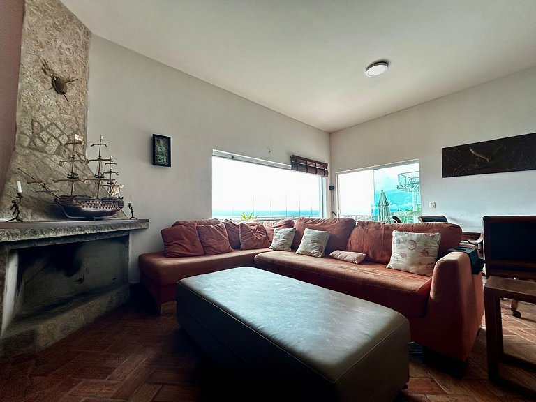 Casa à Venda em Siriuba, Ilhabela – Vista Mar, Piscina e Con