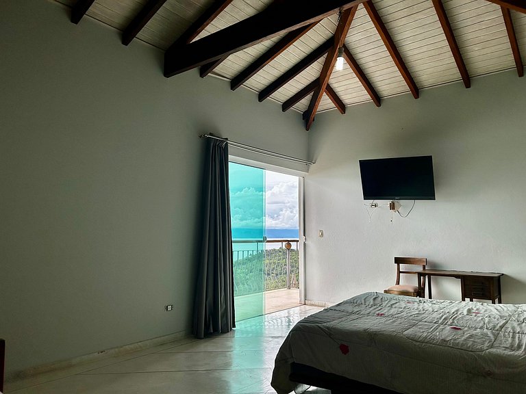 Casa à Venda em Siriuba, Ilhabela – Vista Mar, Piscina e Con