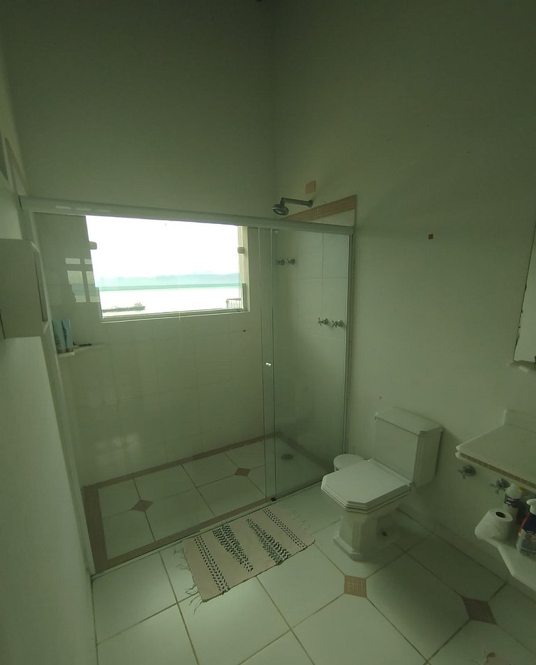 Casa à Venda em Siriuba, Ilhabela – Vista Mar, Piscina e Con