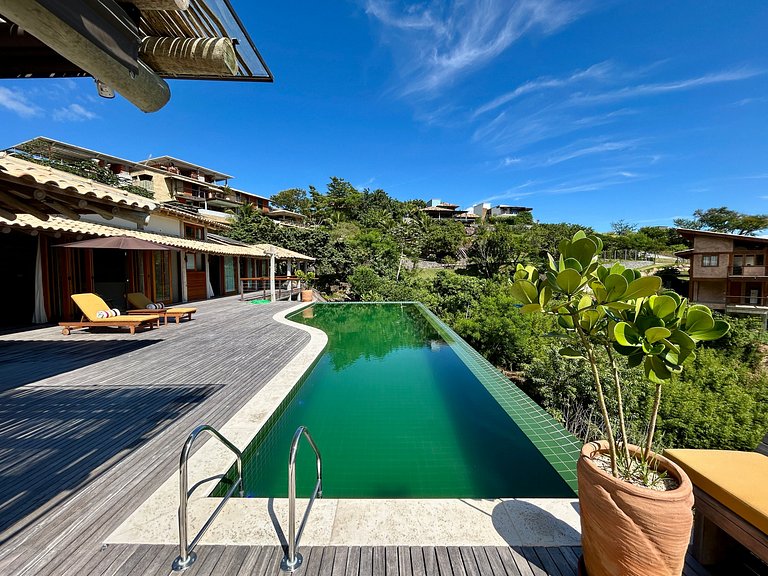 Condomínio, vista, piscina e espaço gourmet