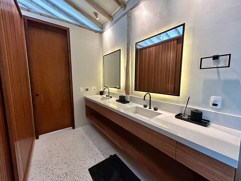 Condomínio, vista, piscina e espaço gourmet