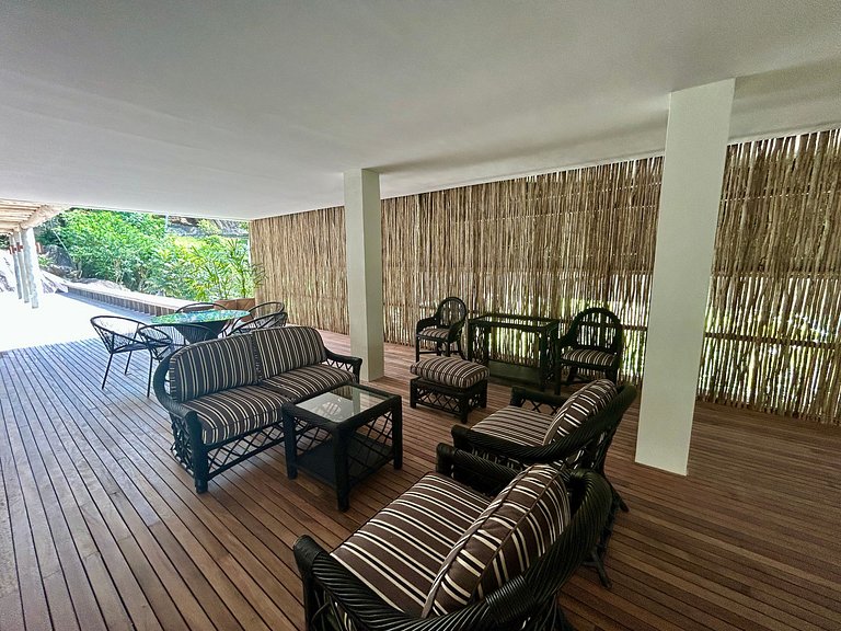 Condomínio, vista, piscina e espaço gourmet