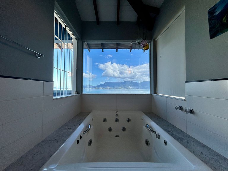 Visual deslumbrante, piscina e churrasqueira