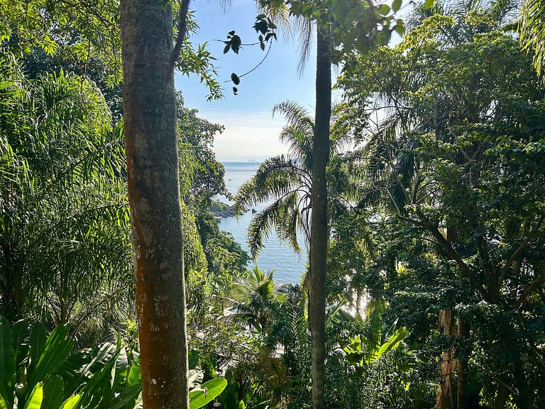 Costeira acesso ao mar, piscina e vista magnífica