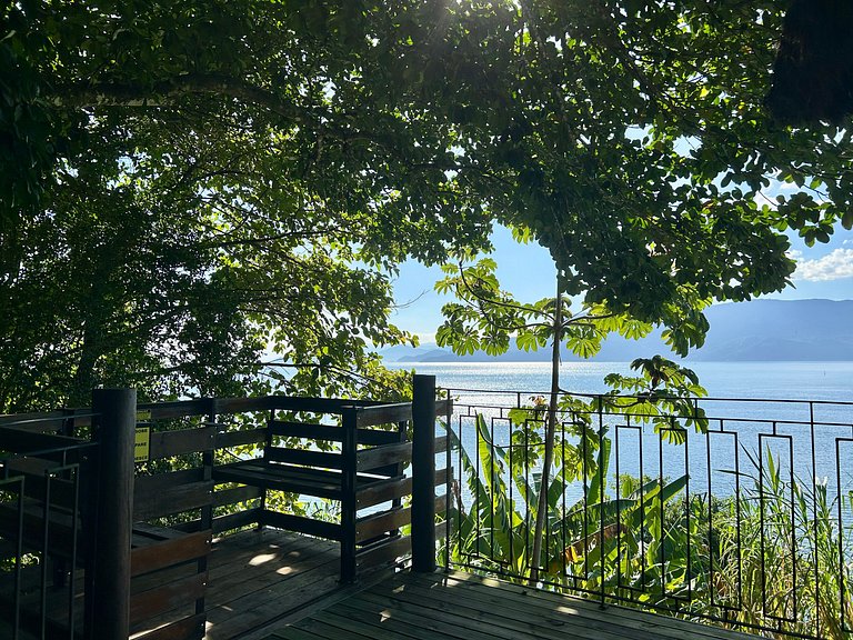 Costeira acesso ao mar, piscina e vista magnífica