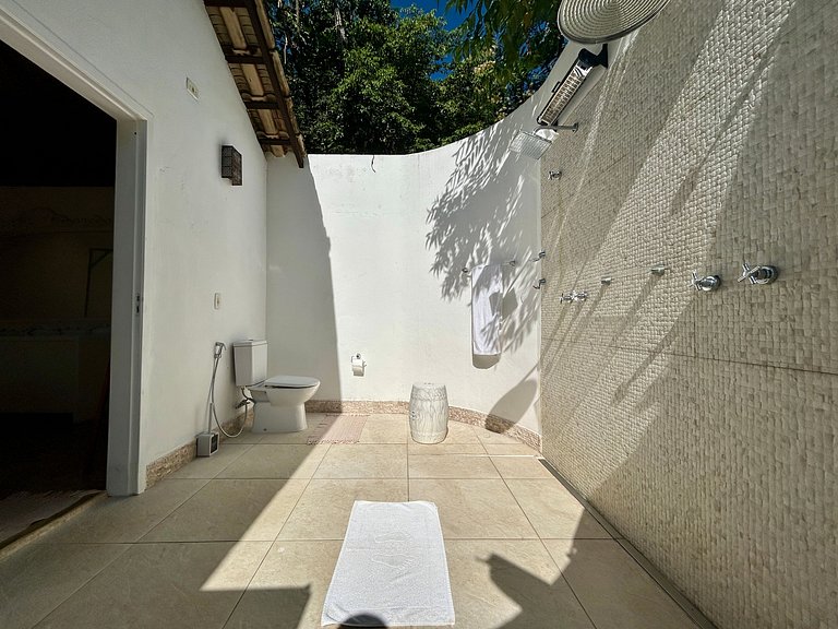 Costeira acesso ao mar, piscina e vista magnífica