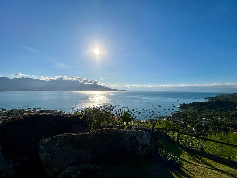 Condomínio, mirante, vista e jacuzzi aquecida