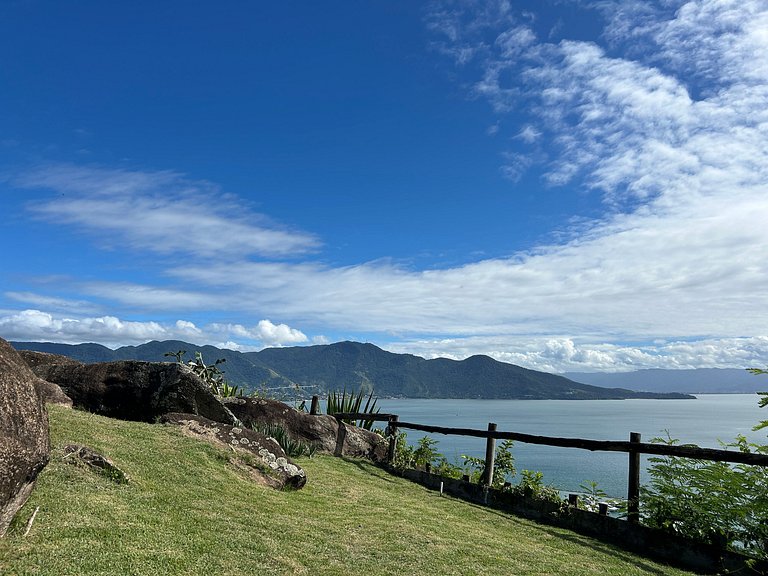 Condomínio, mirante, vista e jacuzzi aquecida