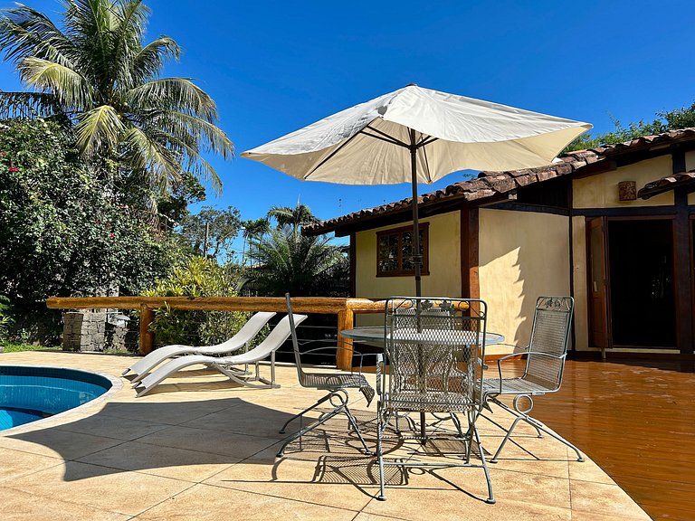 Condomínio, vista, churrasqueira e piscina