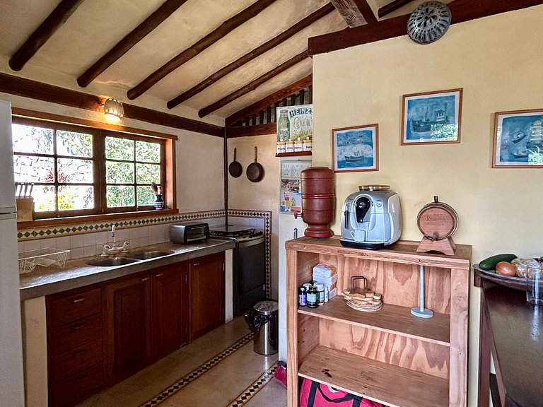 Condomínio, vista, churrasqueira e piscina