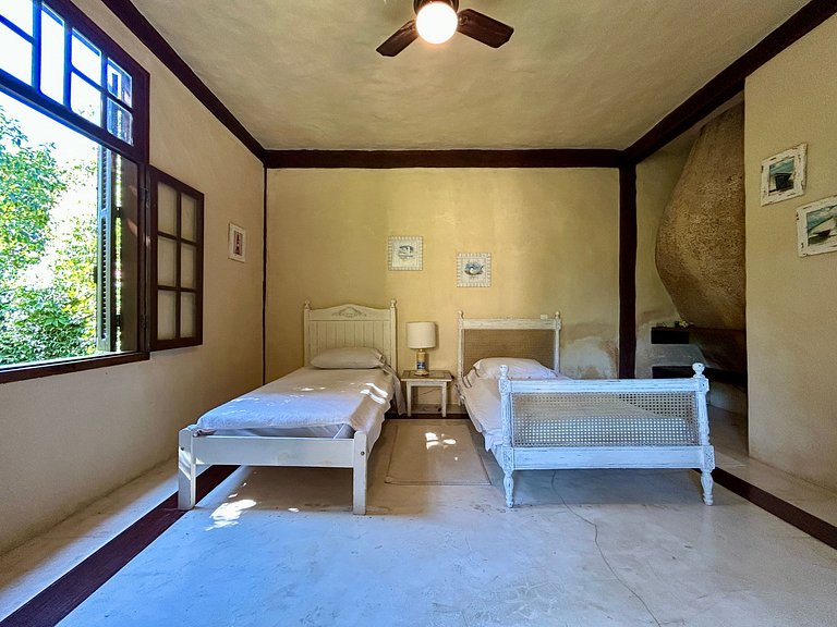Condomínio, vista, churrasqueira e piscina