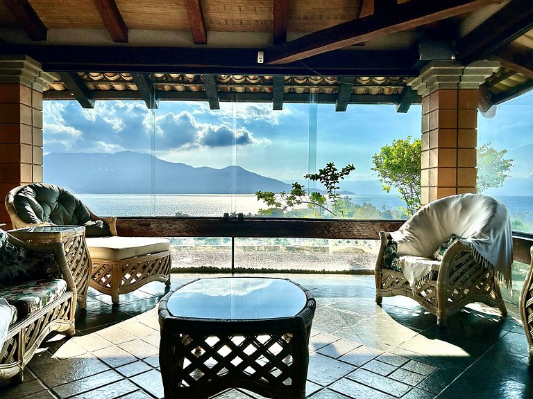 Vista mar, piscina, sauna e espaço gourmet