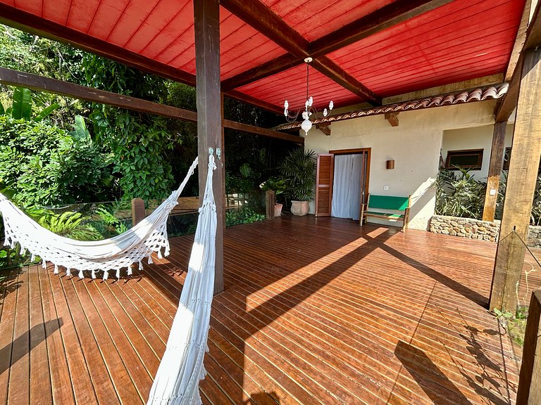 Píer, academia, sauna, piscina e churrasqueira
