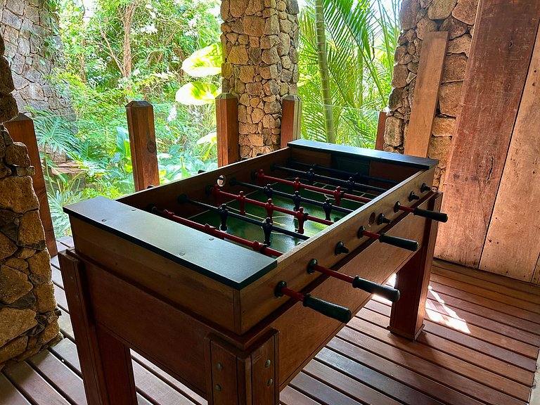 Píer, academia, sauna, piscina e churrasqueira