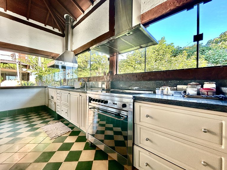 Linda casa no Condomínio Ponta da Sela - Sul de Ilhabela