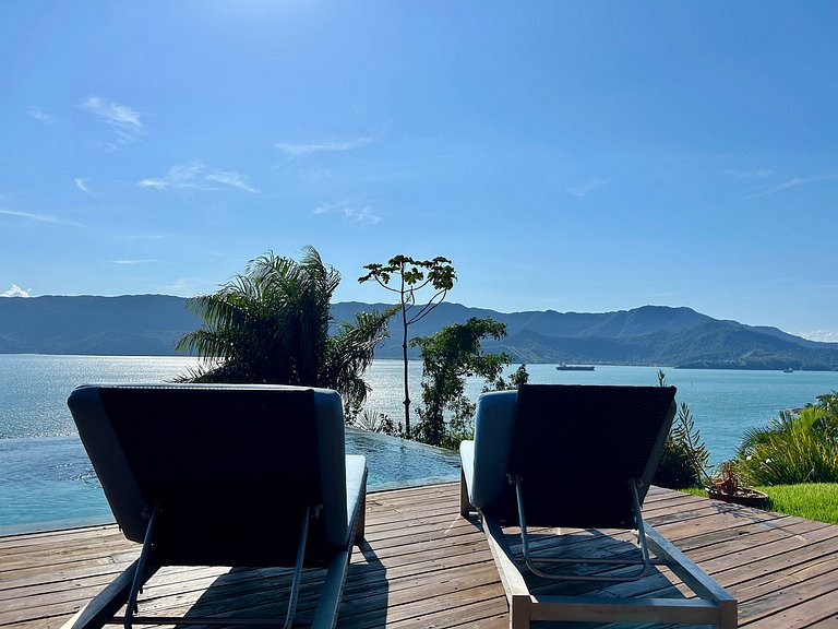 Vista incrível, conforto, piscina e churrasqueira