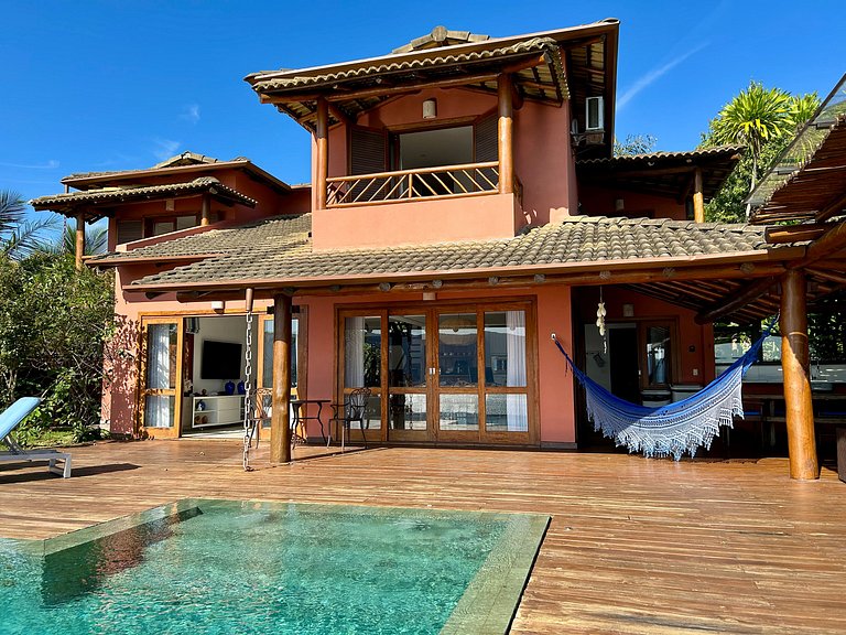 Vista incrível, conforto, piscina e churrasqueira