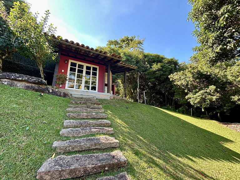 Piscina aquecida, vista mar, poucos metros da Vila