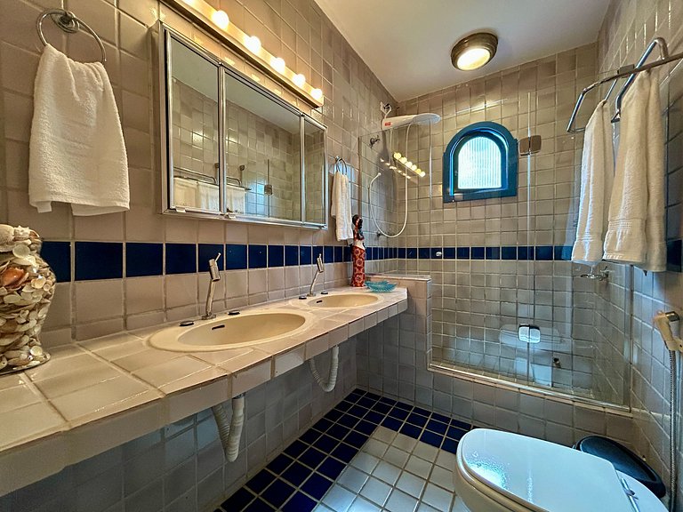 Casa pé na areia, piscina, churrasqueira e jacuzzi