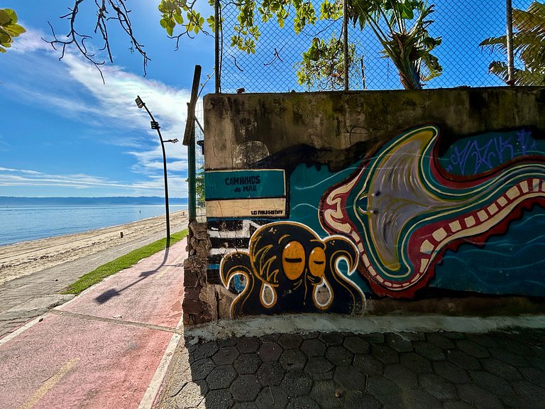 Casa pé na areia, piscina, churrasqueira e jacuzzi