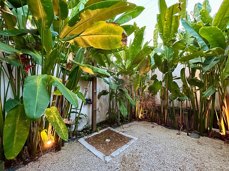 Casa em condomínio, localização incrível!