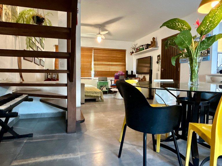 Casa em condomínio, localização incrível!