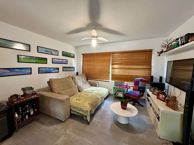 Casa em condomínio, localização incrível!