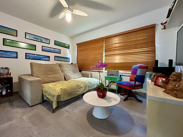 Casa em condomínio, localização incrível!