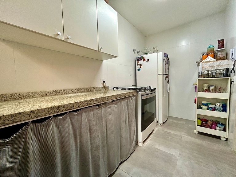 Casa em condomínio, localização incrível!