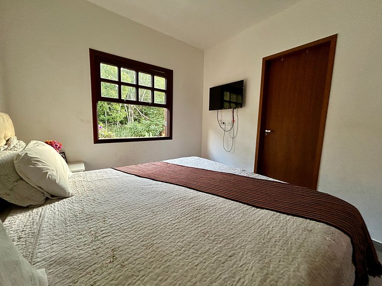 Casa em condomínio, localização incrível!