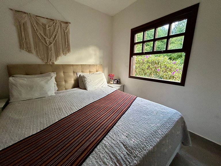Casa em condomínio, localização incrível!