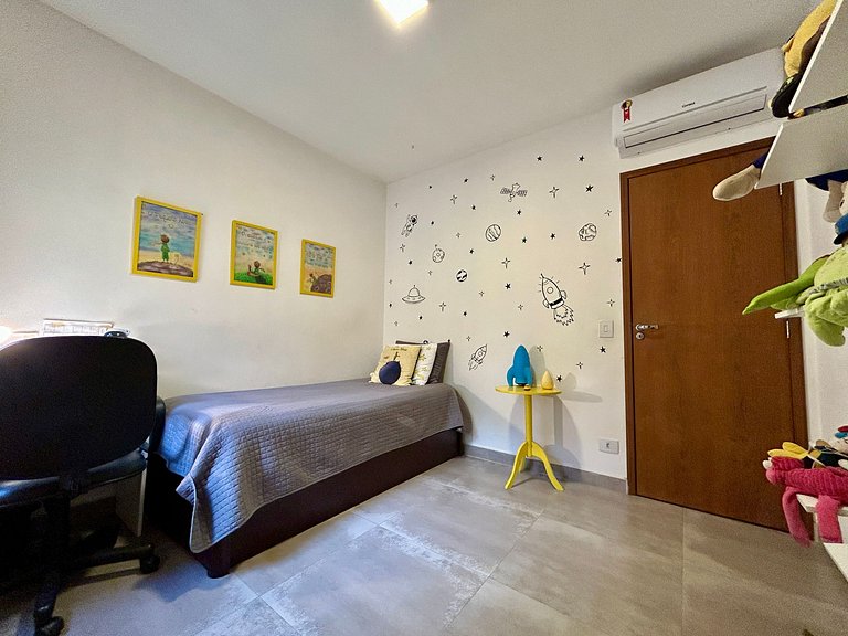 Casa em condomínio, localização incrível!