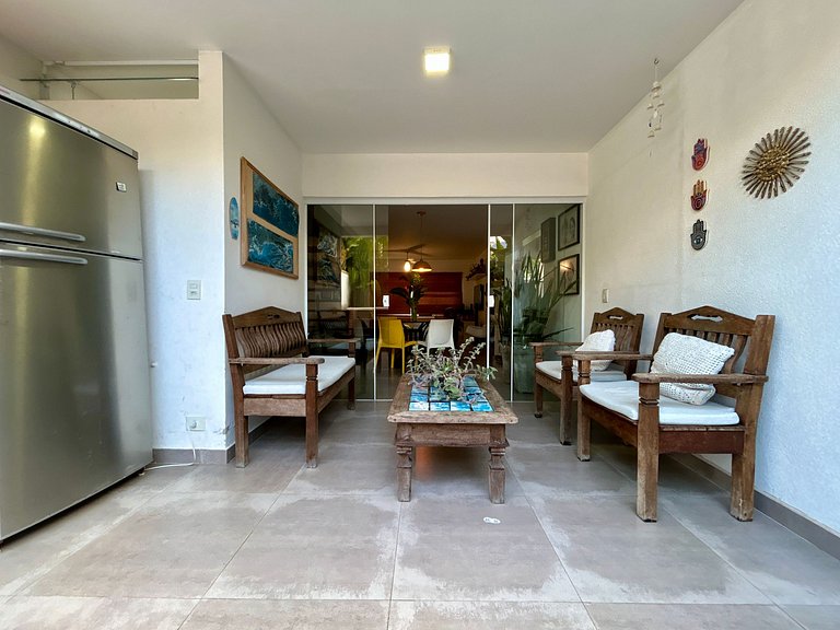 Casa em condomínio, localização incrível!