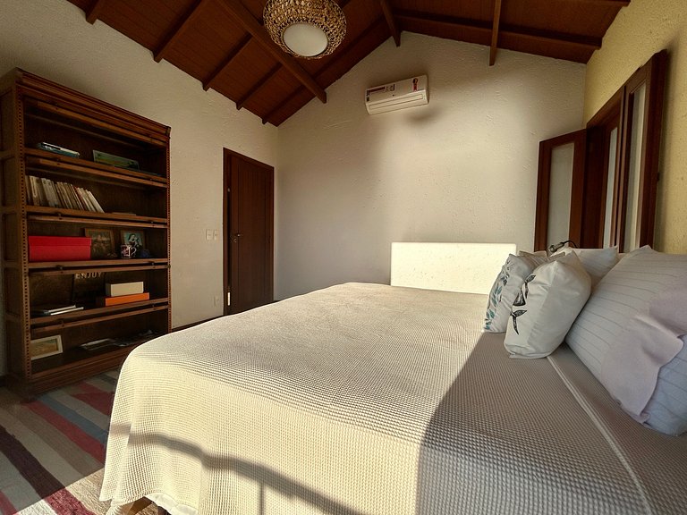 Linda casa no Condomínio Ponta da Sela - Sul de Ilhabela