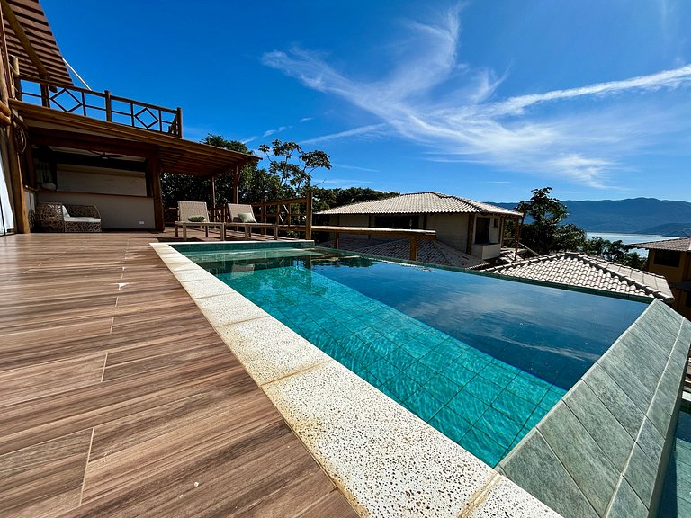Ilhabela Greens Golf Club, piscina e churrasqueira