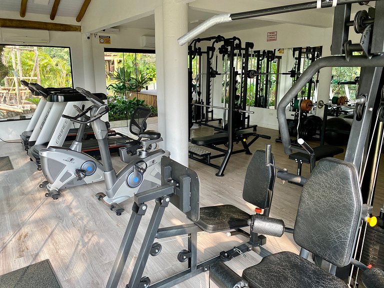 Ilhabela Greens Golf Club, piscina e churrasqueira
