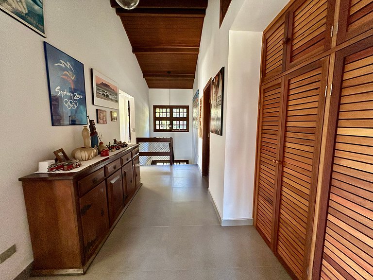 Casa em condomínio pé na areia - 40m da praia