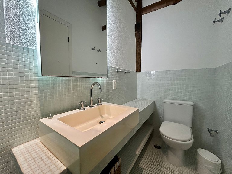 Próxima à Vila e YAC sauna, piscina, churrasqueira