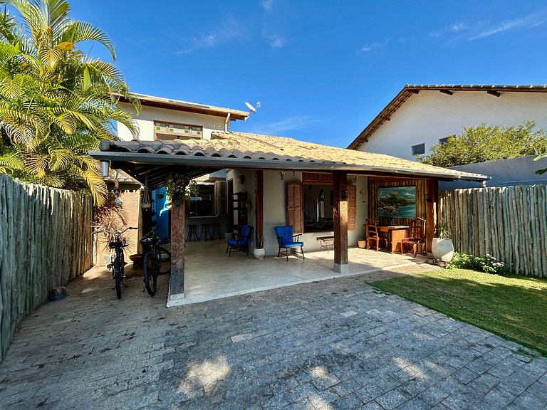 Casa à Venda no Perequê – Região Central de Ilhabela