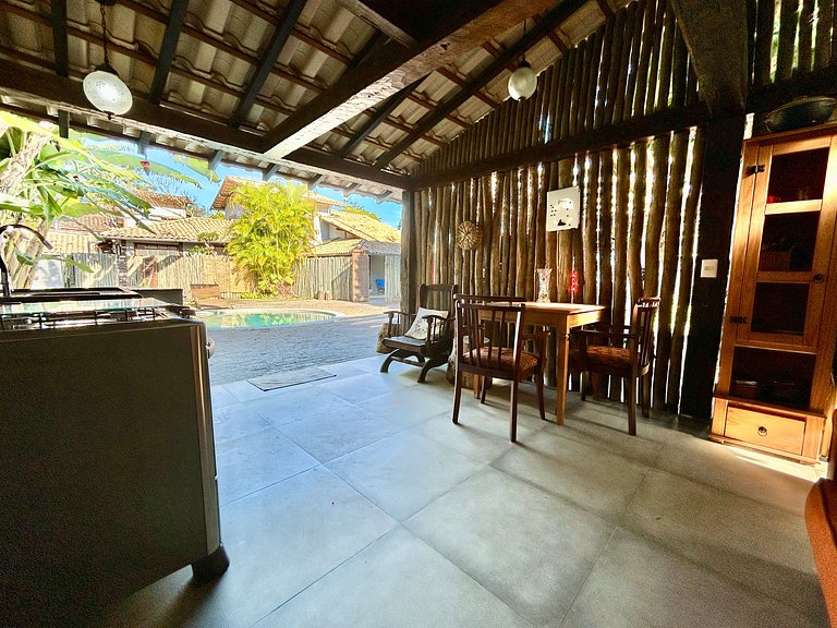 Casa à Venda no Perequê – Região Central de Ilhabela