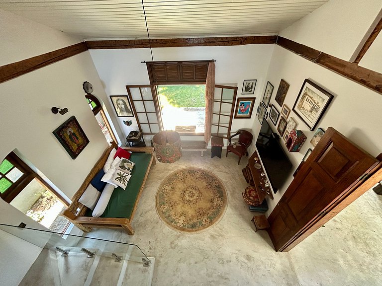 Casa à Venda no Perequê – Região Central de Ilhabela