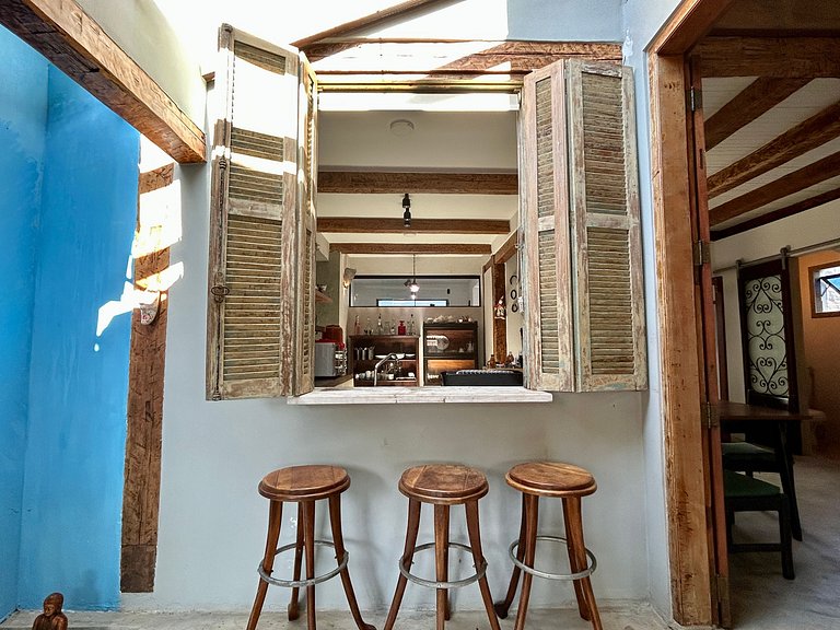 Casa à Venda no Perequê – Região Central de Ilhabela