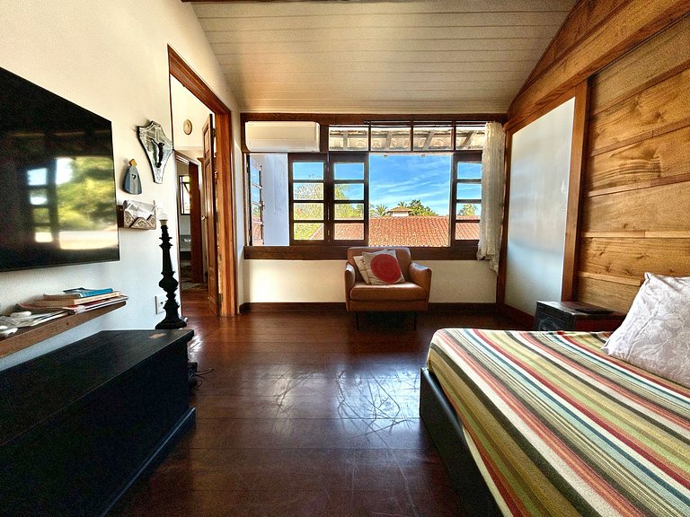 Casa à Venda no Perequê – Região Central de Ilhabela