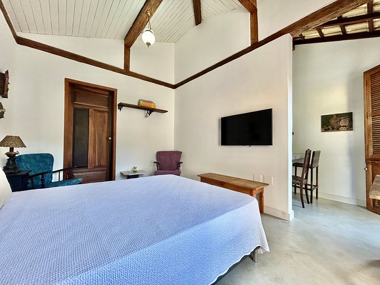 Casa à Venda no Perequê – Região Central de Ilhabela